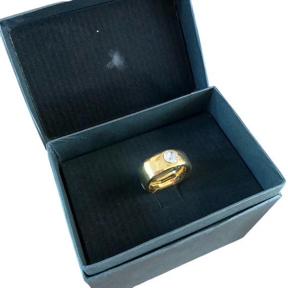 2 Carat Cup by Fred - Picture 2 of 15